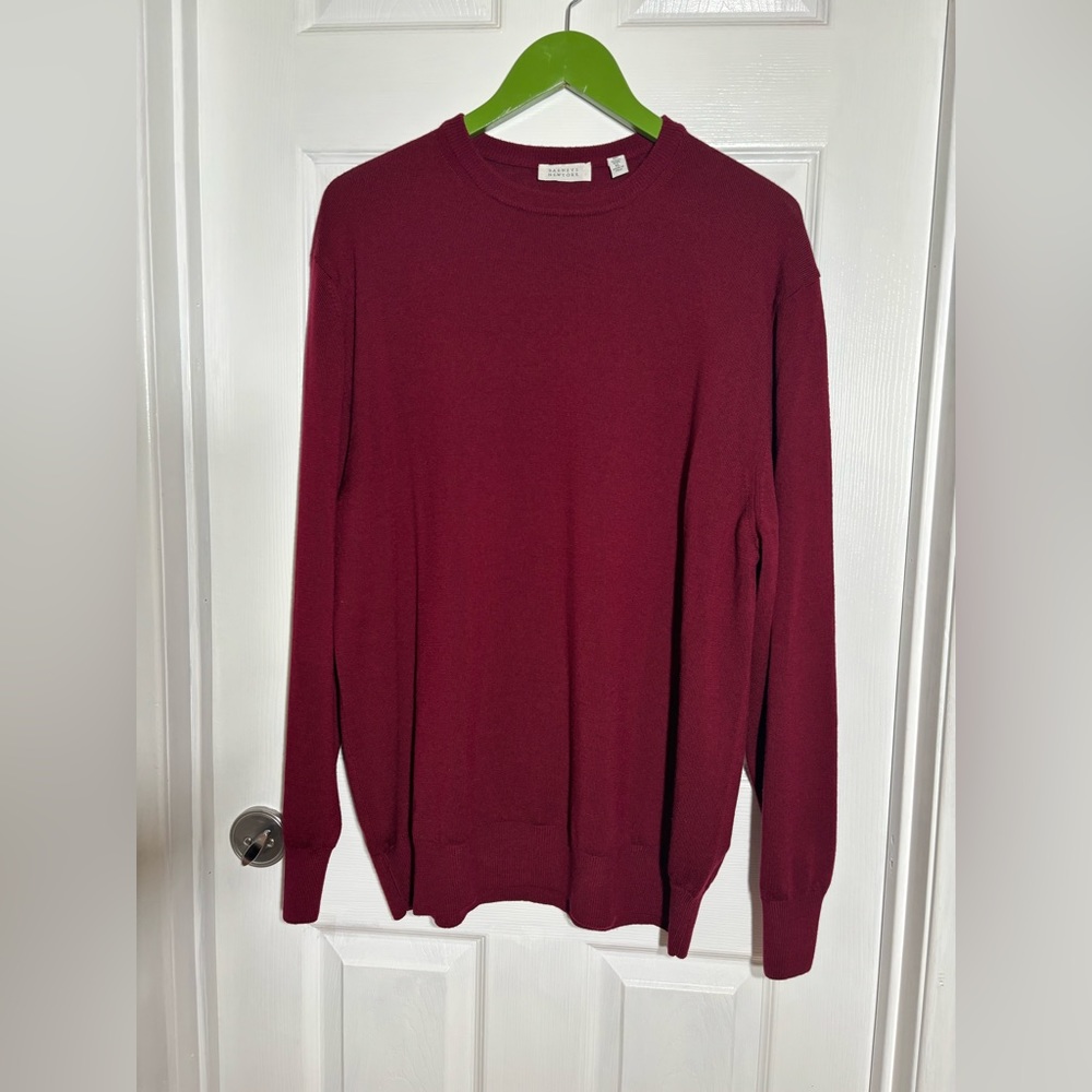 Barneys Newyork 100 % Merino Wool Italy  Maroon Color Size XL